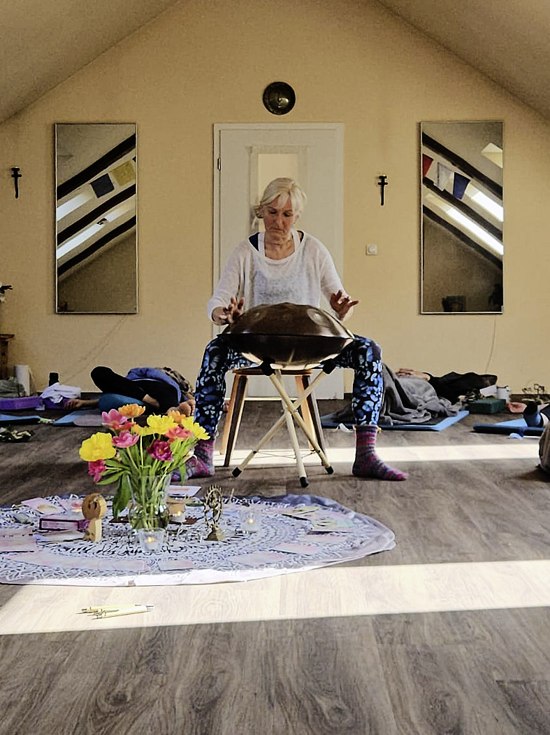 myyoga-retreat-boltenmuehle-hang