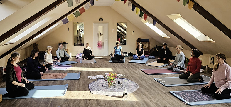 myyoga-retreat-boltenmuehle-meditation